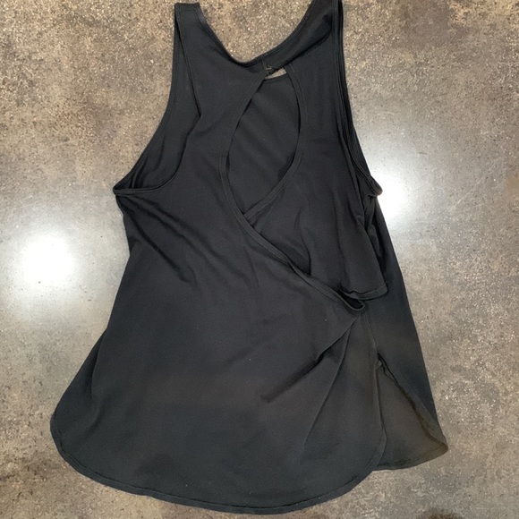 Lululemon Tank - Picture 2 of 3